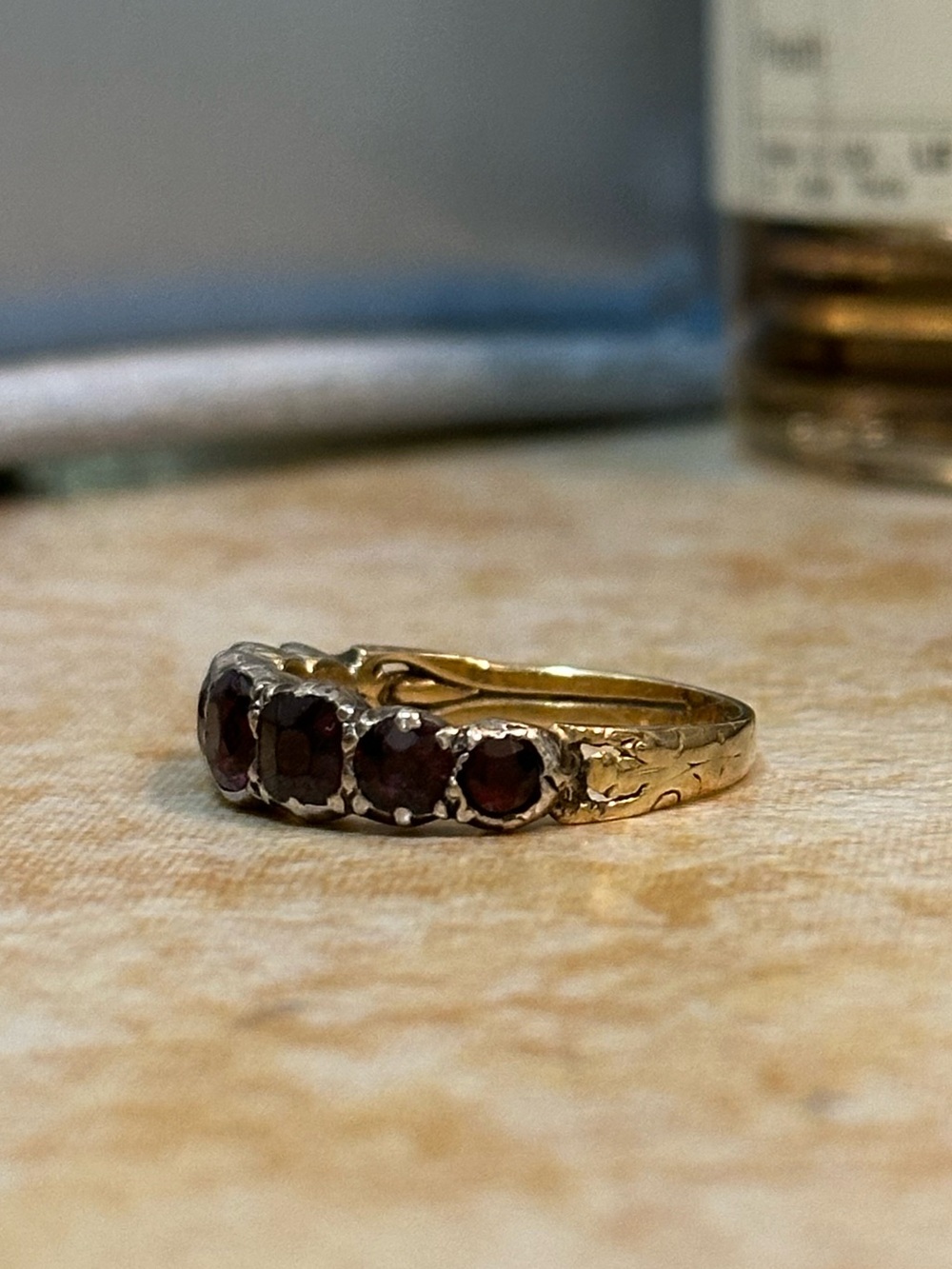Antique Georgian 9ct Gold Garnet 7-Stone Ring Band Size 7.75 - Picture 5 of 16